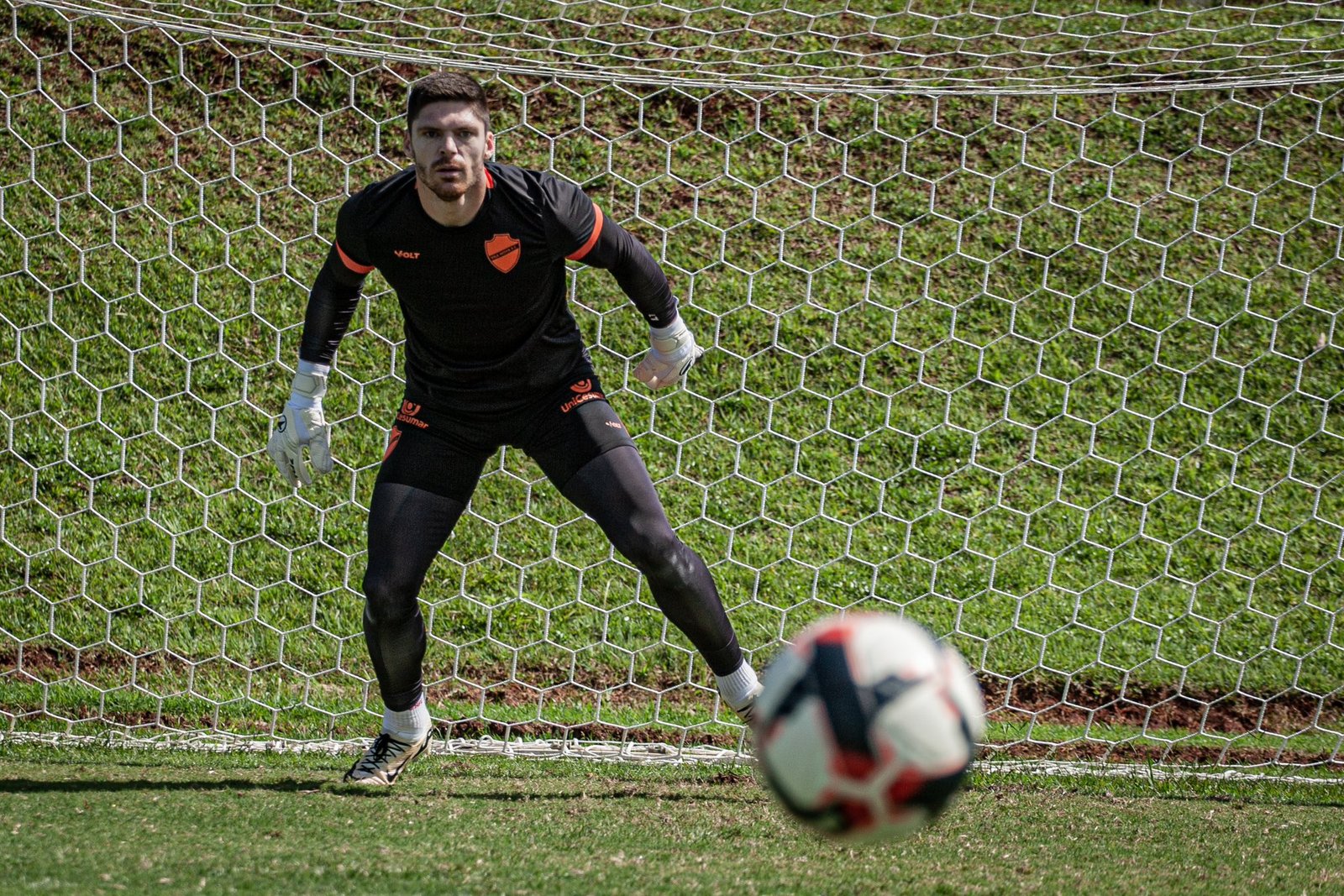 Vila Nova recebe Inhumas no Estádio Olímpico neste sábado (15)