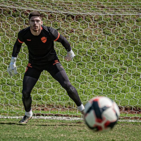 Vila Nova recebe Inhumas no Estádio Olímpico neste sábado (15)