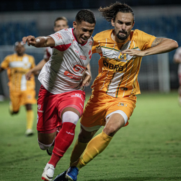 Vila Nova perde para Brasiliense e é eliminado da Copa Verde