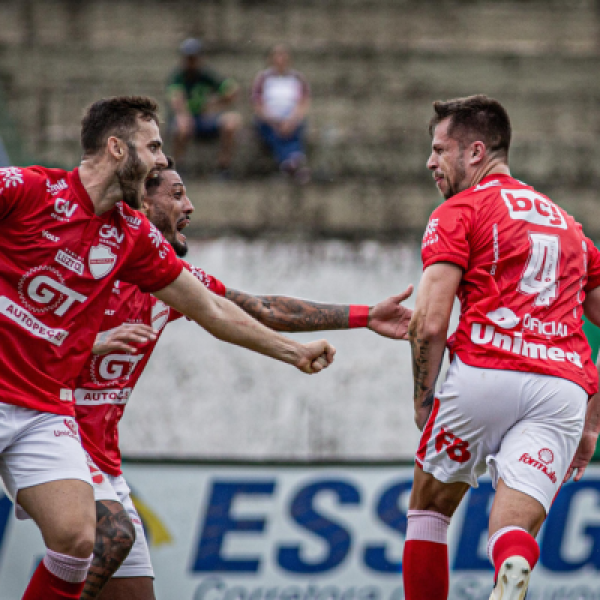 Vila Nova vence Jataiense, termina primeira fase na 2ª colocação e enfrenta a própria Jataiense nas quartas de final do Goianão
